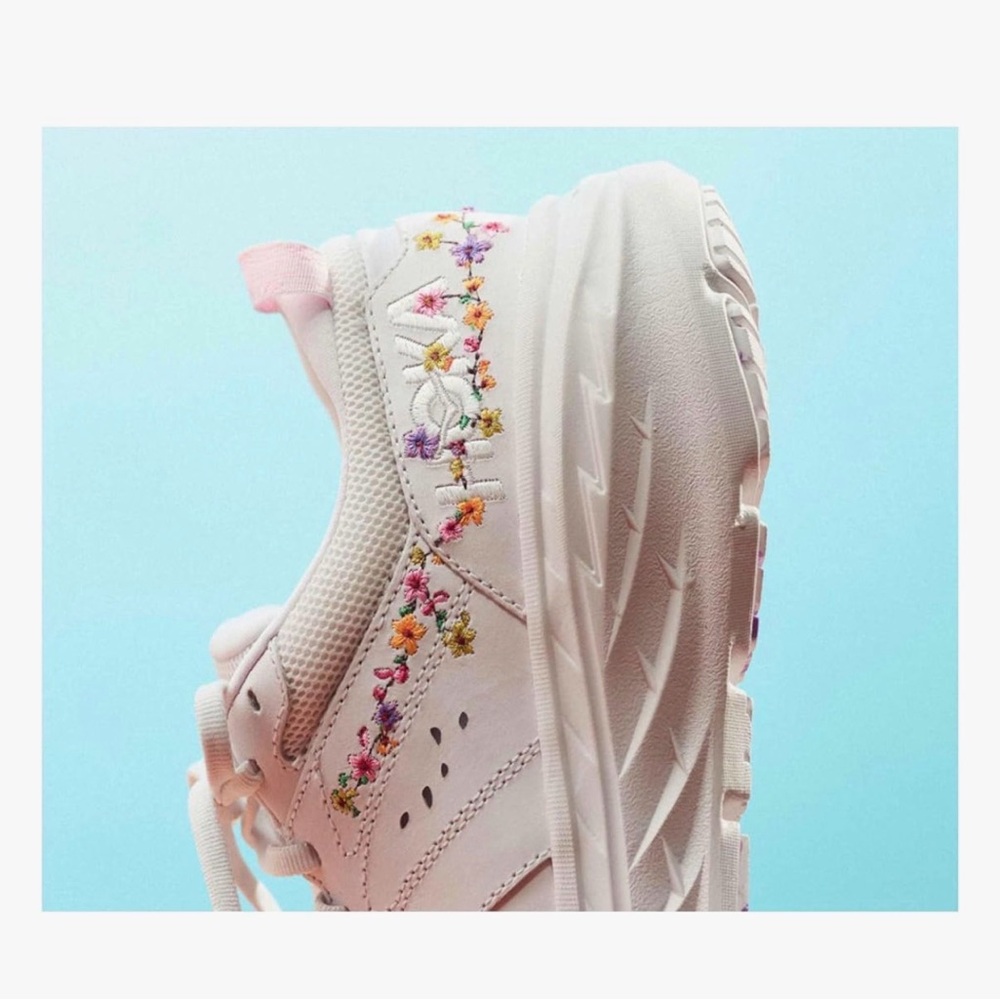 HOKA  One One Bloom Bondi L Women's Cream Floral Sneakers